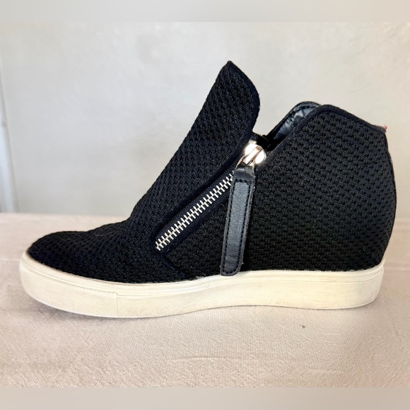 Steve Madden Other - Steve Madden High-Top Sneakers with Zipper